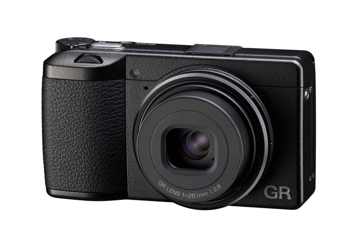 Episode 014: The Ricoh GR IIIx